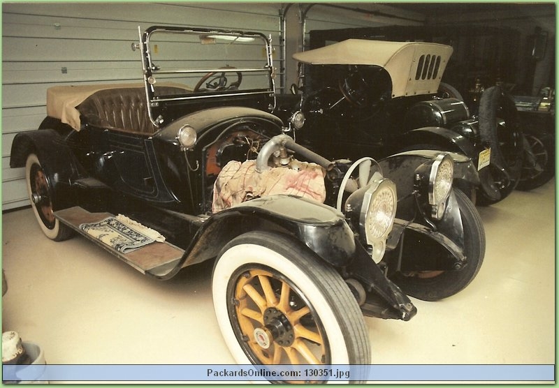 1916 Packard Model 1-25 2 Pas Runabout