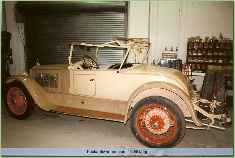 1918 Packard Model 3-35 2 Pas Runabout