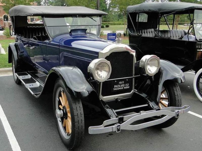 1923 Packard Model 133 7 Pas. Touring