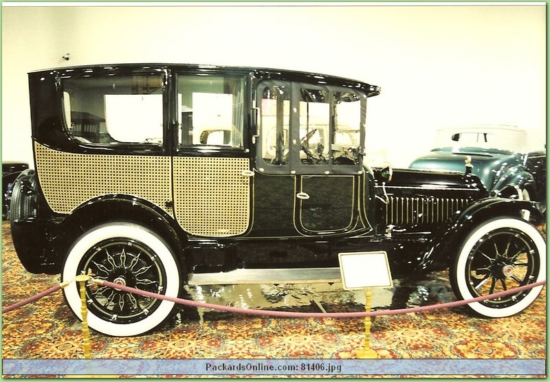 1916 Packard Model 1-25 7 Pas Limousine