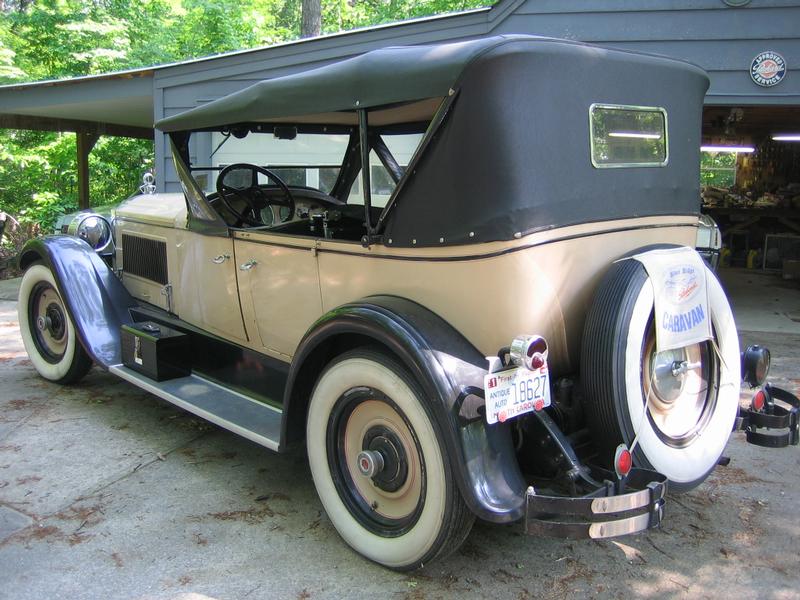 1925 Packard Model 236 Touring - 5 pass.