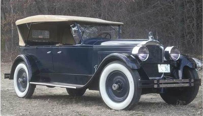 1925 Packard Model 243 Touring - 7 pass.