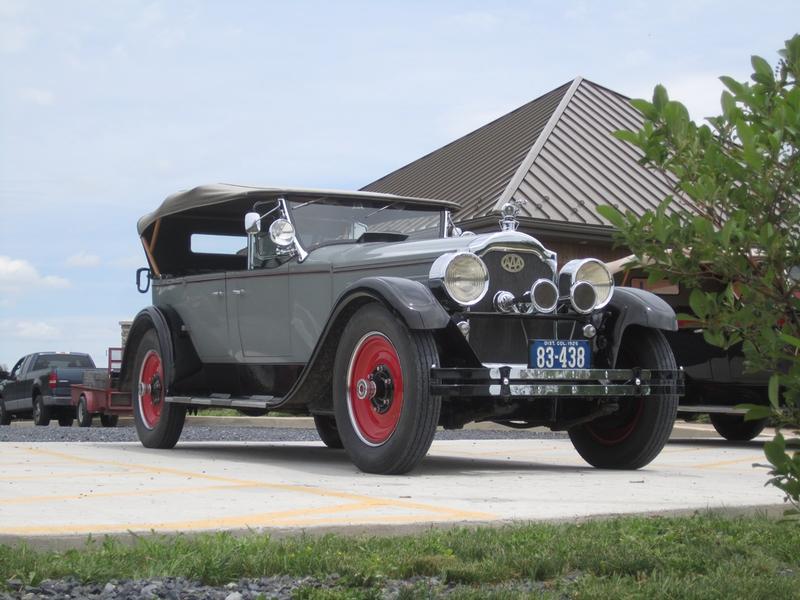 1925 Packard Model 236 phaeton