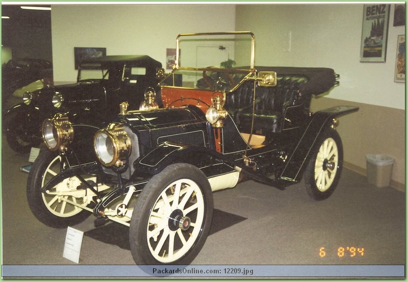 1910 Packard Model 18 Runabout