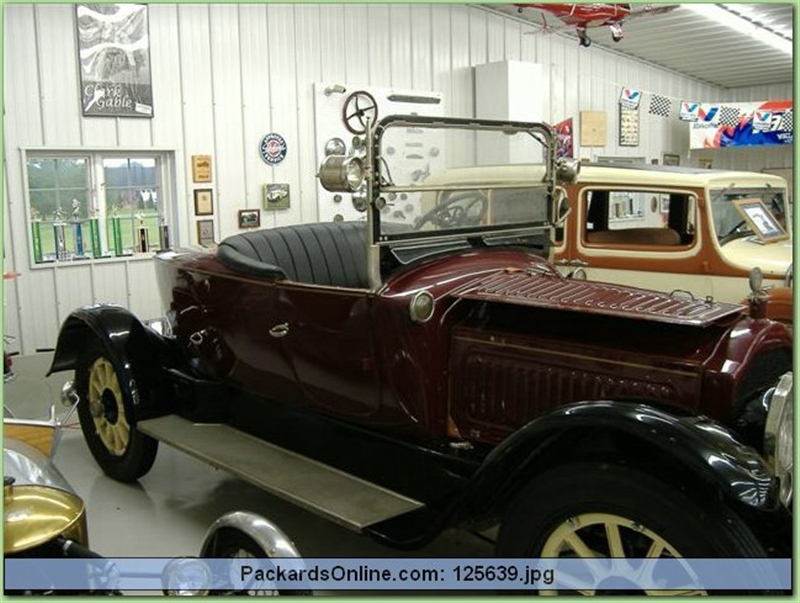 1917 Packard Model 2-35 runabout