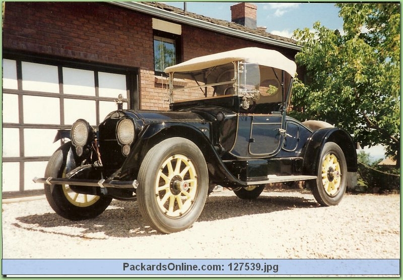 1917 Packard Model 2-25 2 Pas Runabout