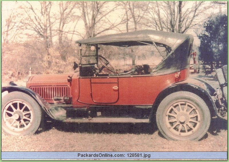 1917 Packard Model 2-25 4 Pas Runabout