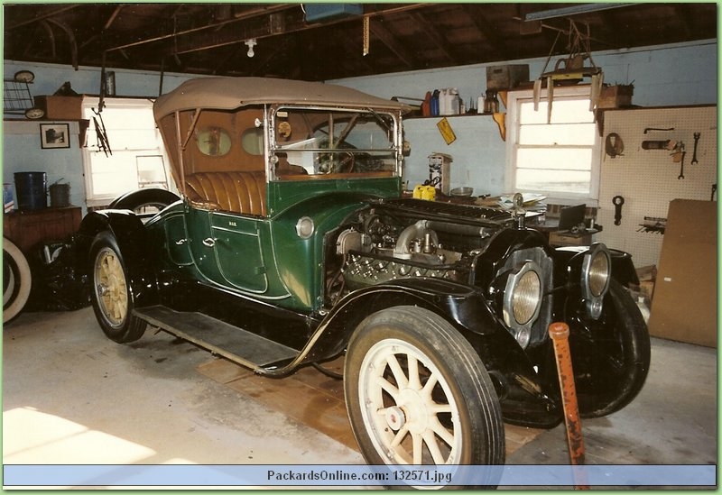 1917 Packard Model 2-25 Runabout