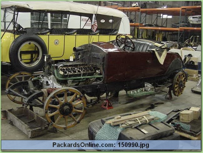 1918 Packard Model 3-35 Runabout