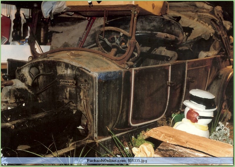 1918 Packard Model 3-35 7 Pass. Touring