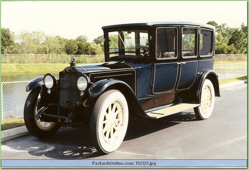 1918 Packard Model 3-25 Brougham