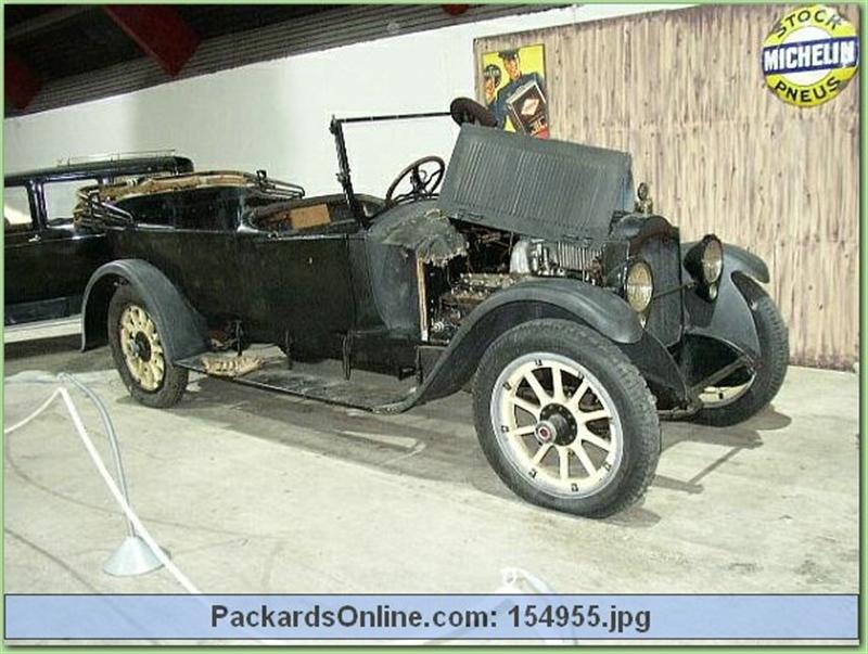 1918 Packard Model 3-35 7 Pass. Touring