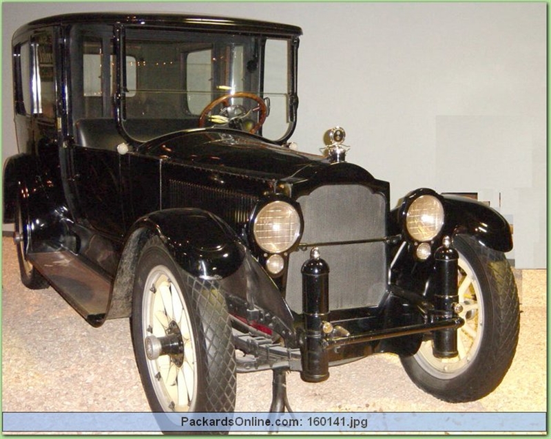 1920 Packard Model 3-35 Limousine