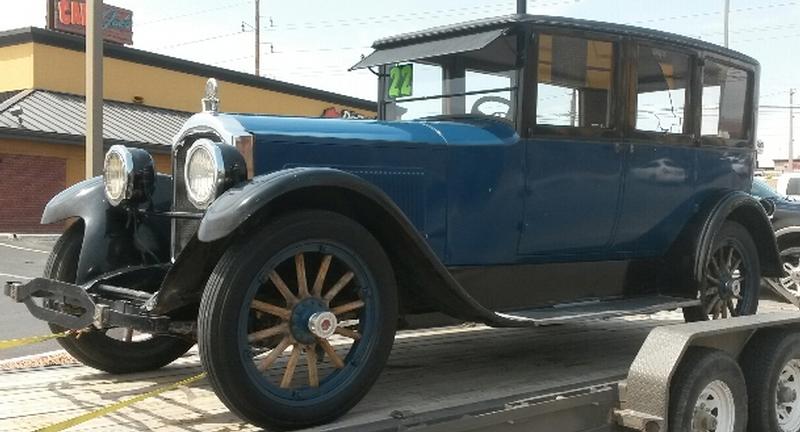 1923 Packard Model 126 Sedan