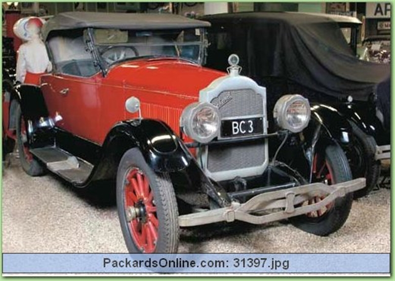 1923 Packard Model 126 Runabout