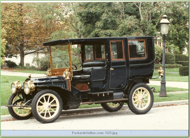 1907 Packard Model 30 Limousine