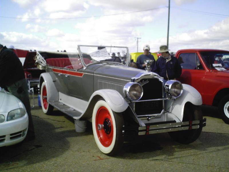 1924 Packard Model 143 Touring - 7 pass.