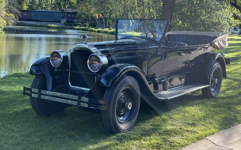 1925 Packard Model 243 Touring - 7 pass.