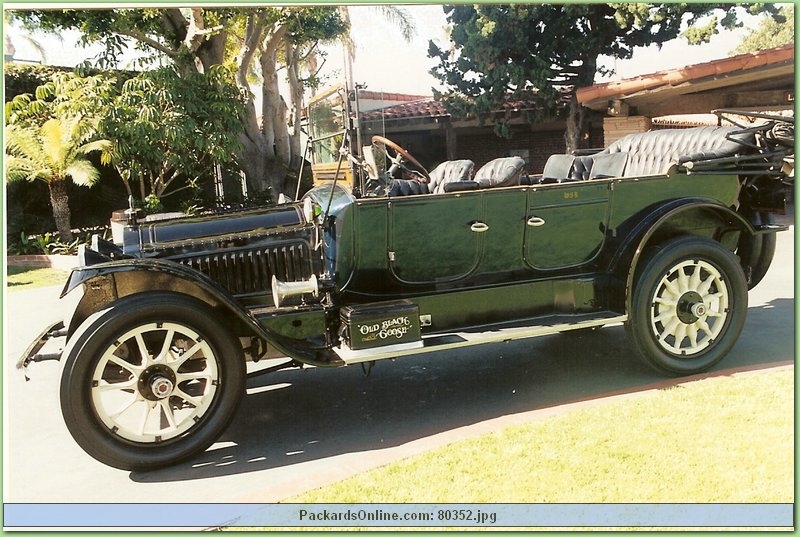 1916 Packard Model 1-35 7 Pas. Salon Touring