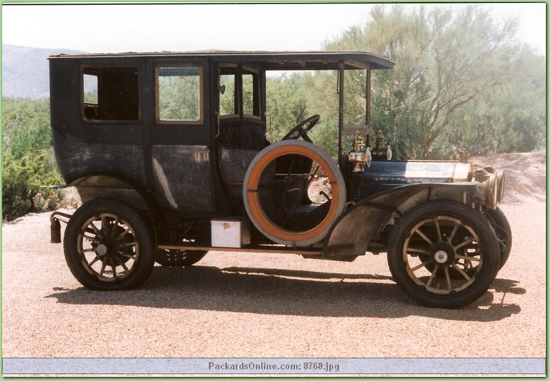 1909 Packard Model 30 Limousine