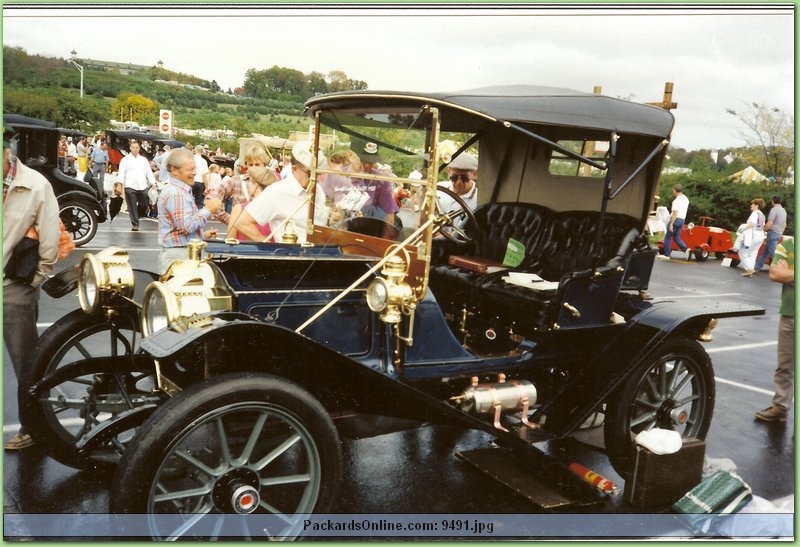 1909 Packard Model 18 Runabout