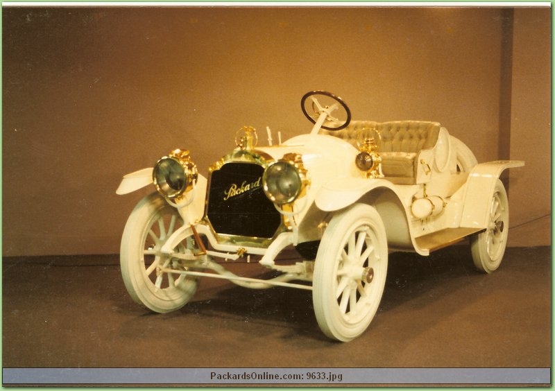 1909 Packard Model 18 Runabout