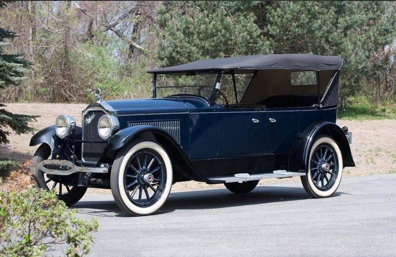 1922 Packard Model 133 Touring