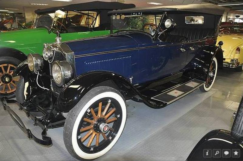 1923 Packard Model 126 Touring