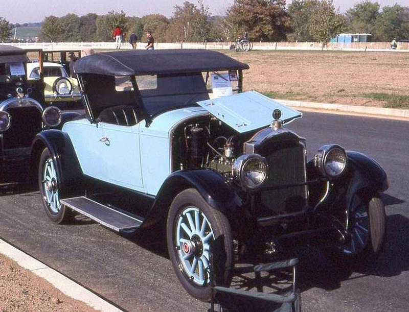 1923 Packard Model 126 Runabout