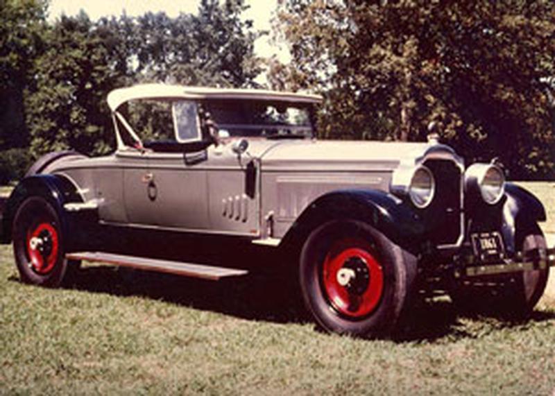 1925 Packard Model 243 Runabout