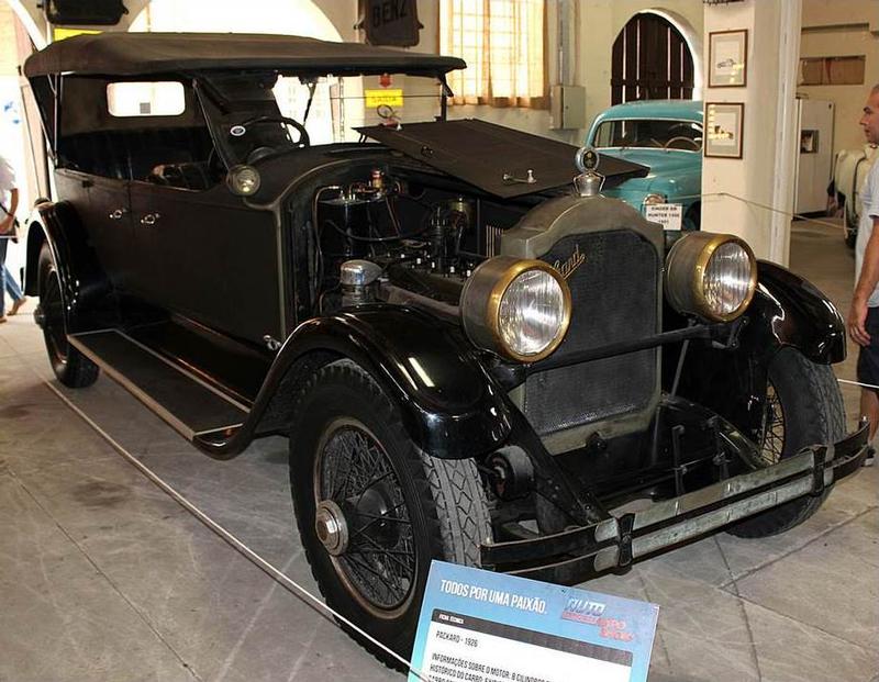 1925 Packard Model 243 Touring - 7 pass.