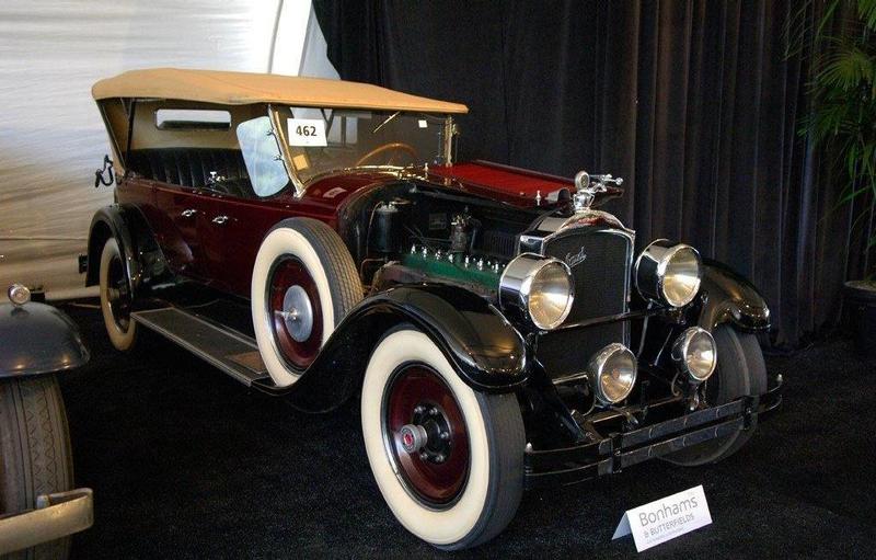 1927 Packard Model 343 Touring - 7 pass.