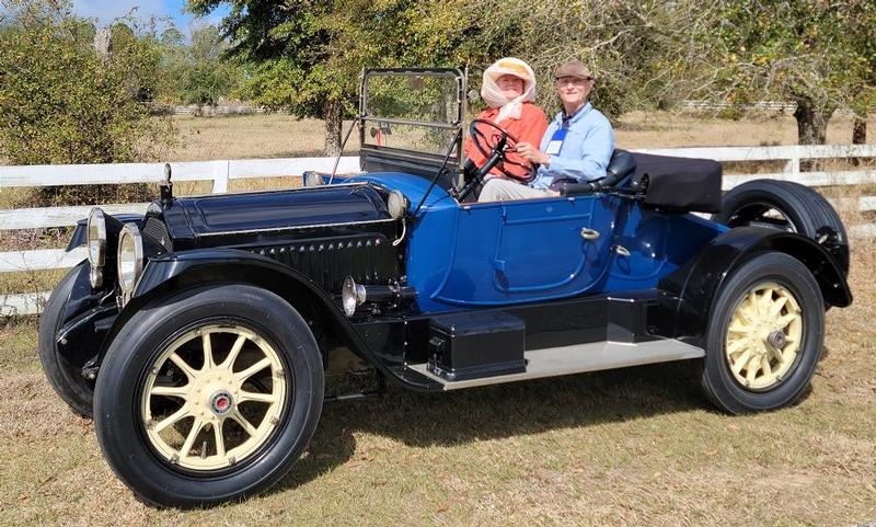 1916 Packard Model 1-25 2 Pas Runabout